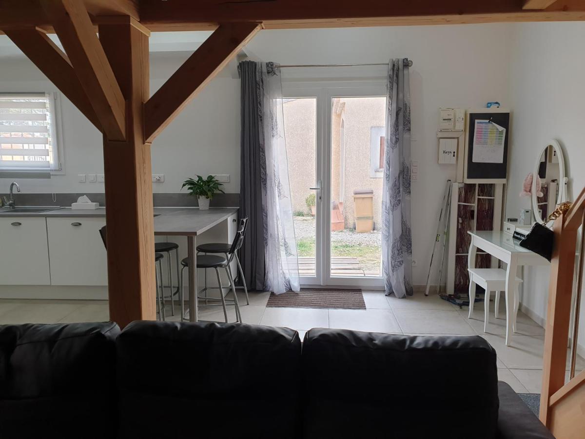 Petite Maison Meublee Entre Avignon Et Carpentras 莫里埃莱阿维尼翁 外观 照片